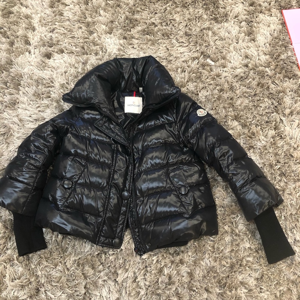 Moncler authentic coat size 0 in great condition